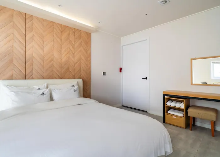 Hotel 오션스테이 *